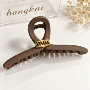 Pinza per Capelli Grande Marrone con Dettaglio Dorato
